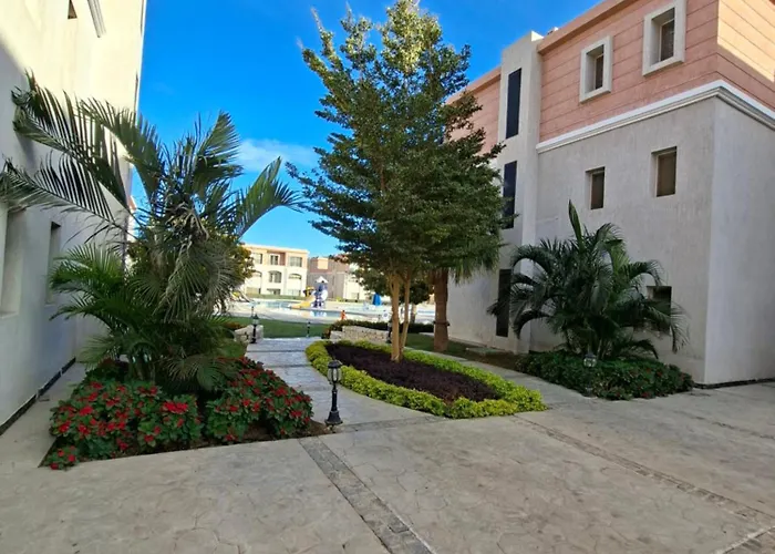 Apartman 2 Bedroom Pool View Wifi